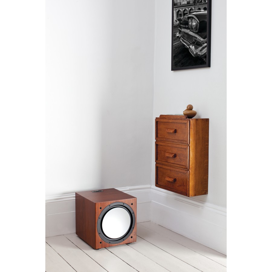 Hier sehen Sie den Artikel Silver W12 Subwoofer Walnut (EACH) aus der Kategorie Subwoofer. Dieser Artikel ist erhältlich bei cebrands.ch