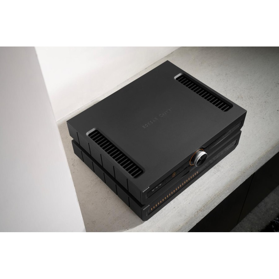 Caspian 4G Streaming Amplifier Black