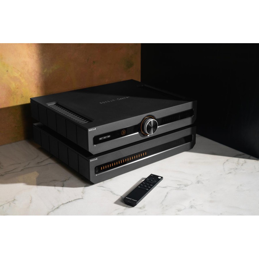 Caspian 4G Streaming Amplifier Black